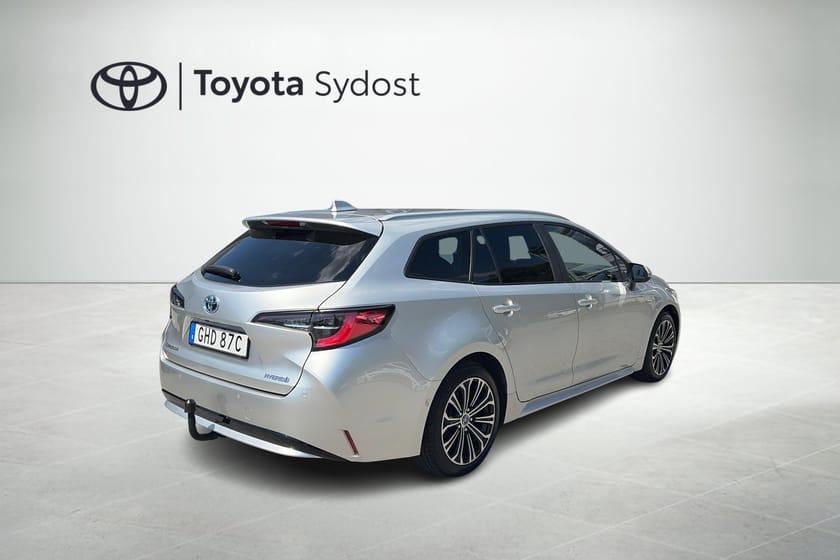 Bild 2 av Toyota Corolla Touring Sports Hybrid 1,8 Style Teknikpaket Drag