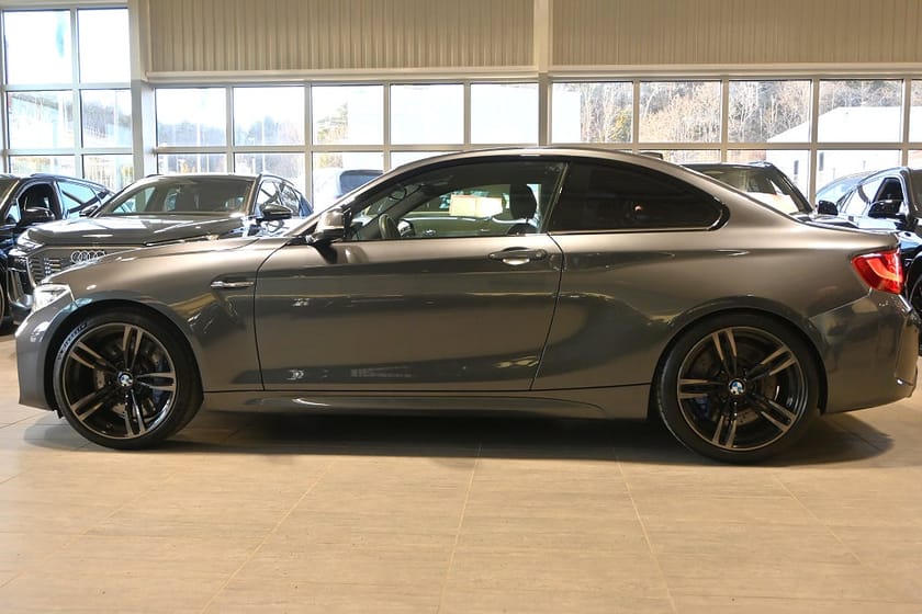 Bild 2 av BMW M2 DCT 370hk Läder Sv-Såld