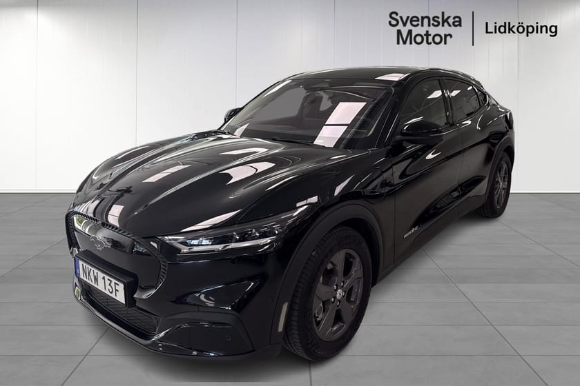 Bild 1 av Ford Mustang Mach-E Long Range RWD I 95% SOH I Låga mil I 360 kamera