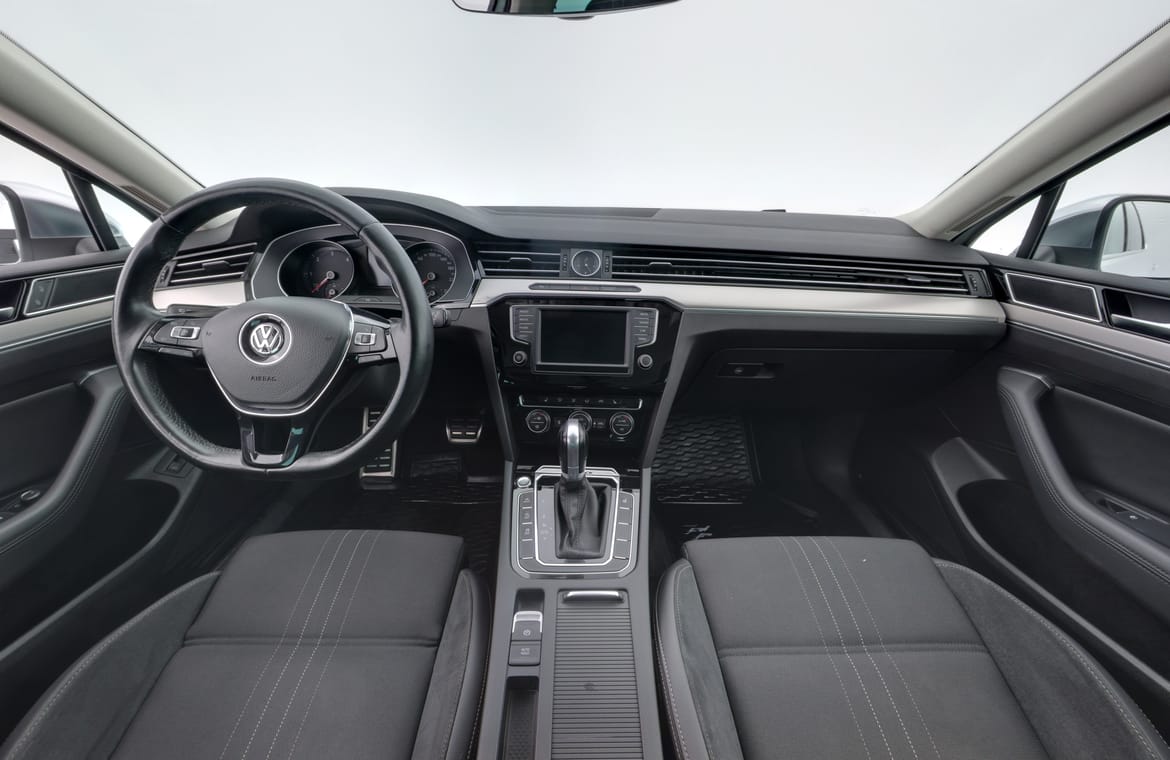 Volkswagen Passat 2017 - miniatyr 7