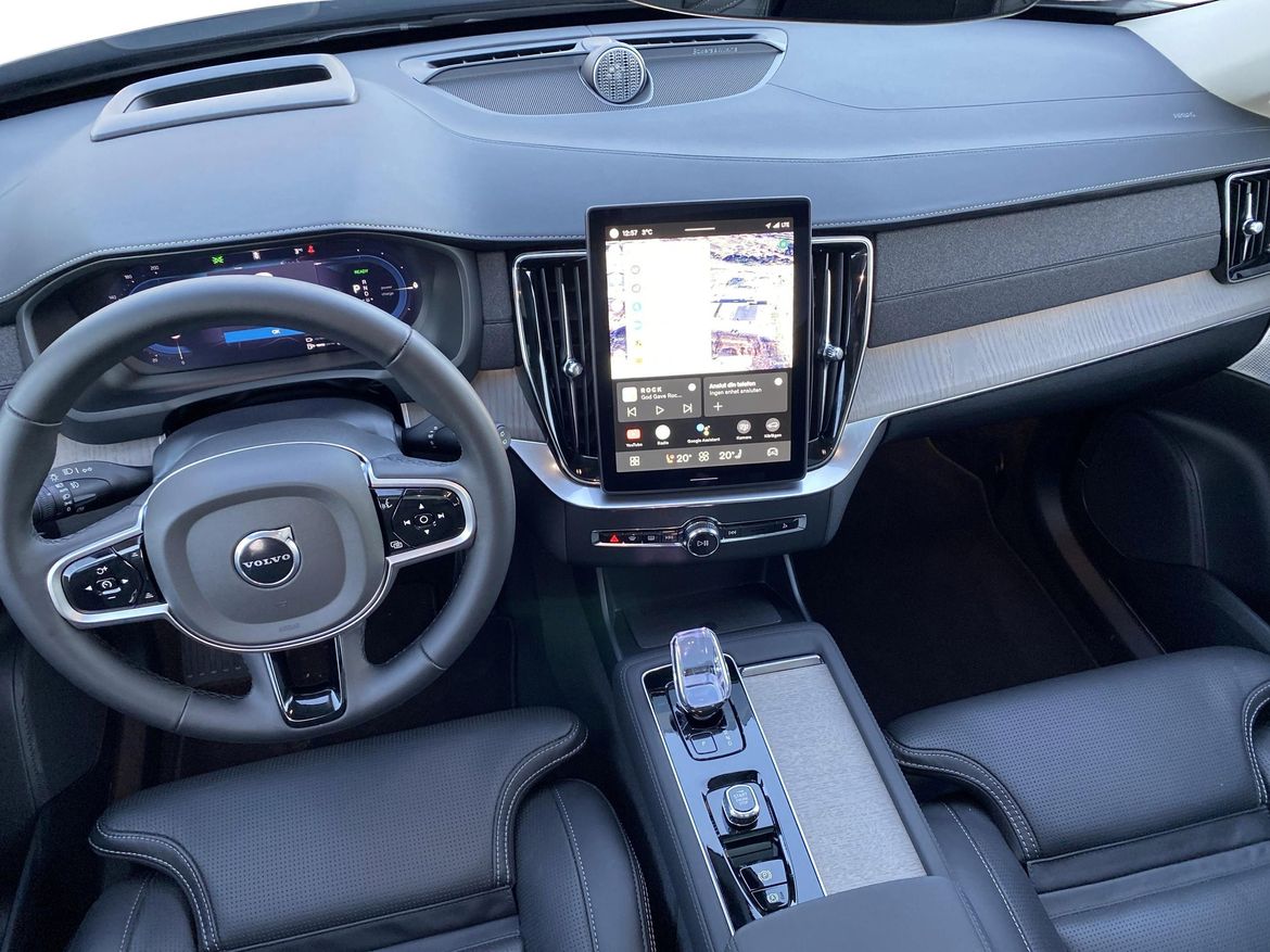 Volvo XC90 2025 - miniatyr 8