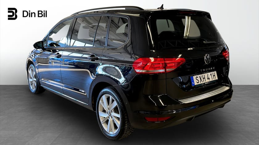 Bild 4 av Volkswagen Touran 7-seater 1.5 TSI 150hk | Drag | V-hjul | 7-sits | INBYTESKA