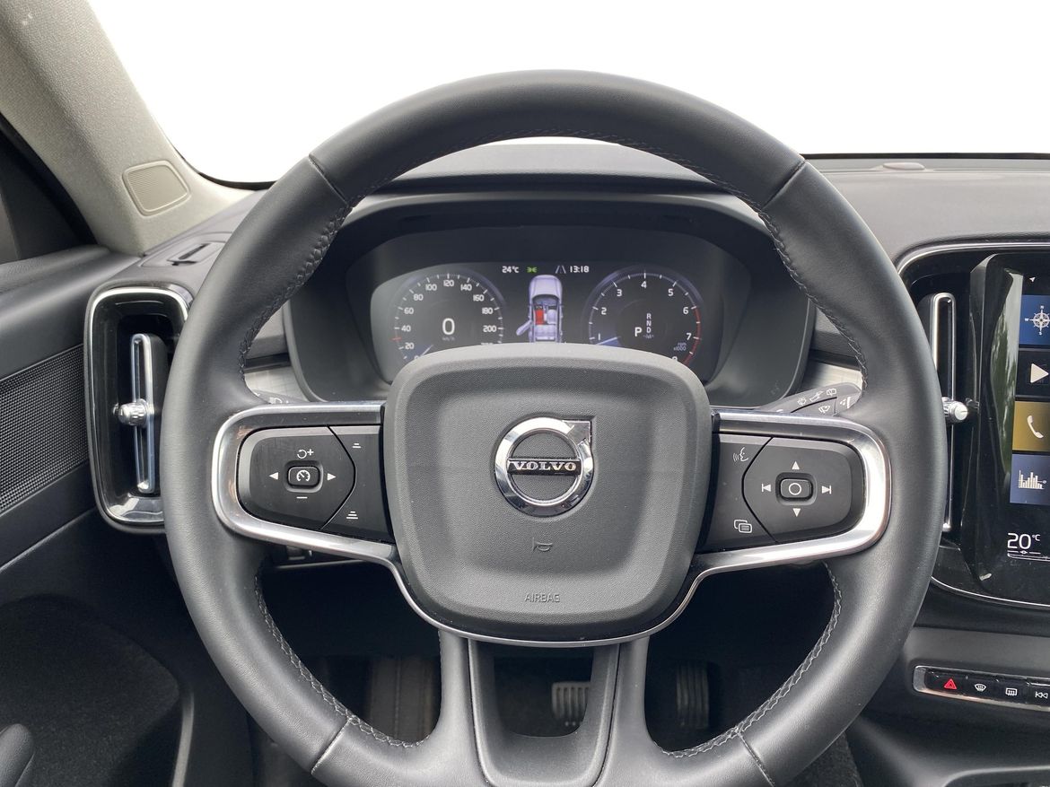 Volvo XC40 2022 - miniatyr 9