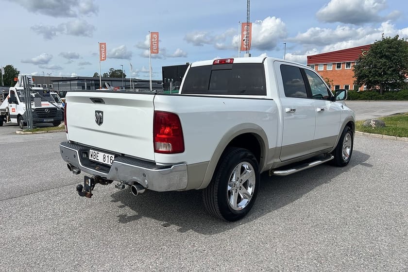 Bild 5 av RAM 1500 Crew Cab Dodge 5.7 V8 HEMI 4x4