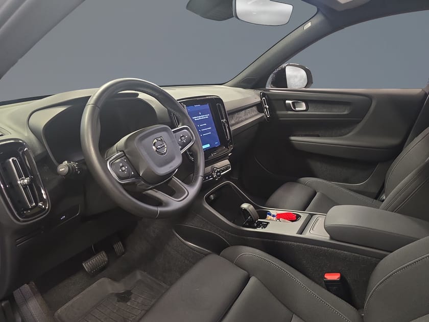 Bild 5 av Volvo EX40 Single Motor Extended Range R Plus Edt//360Kamera//Drag//