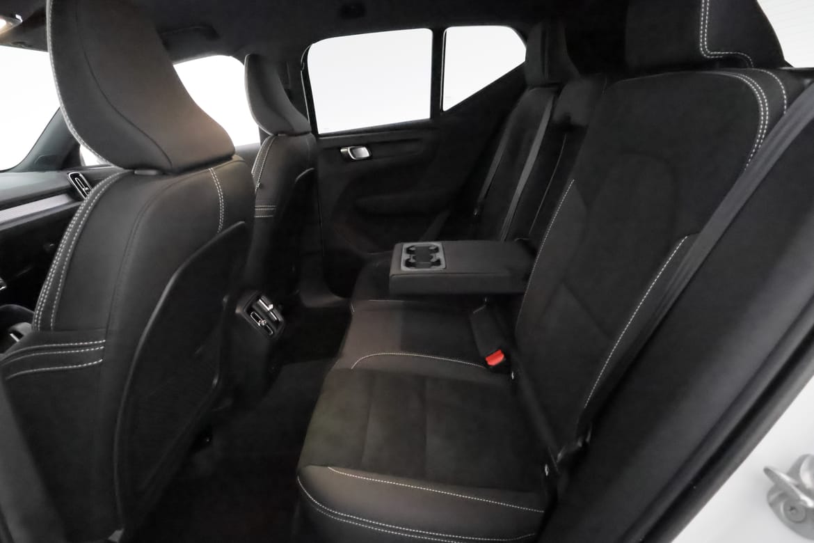 Volvo EX40 2026 - miniatyr 38