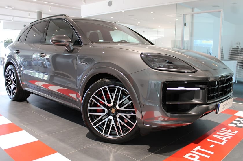 Bild 1 av Porsche Cayenne S E-Hybrid 