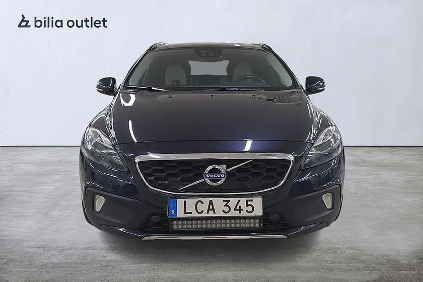Bild 5 av Volvo V40 Cross Country D4 Summum BE PRO Panorama Skinn Värmare Navigation