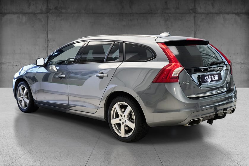 Bilde 4 av Volvo V60 D6 Plug-in Hybrid/Summum/AWD/288hk/ACC/Kamera/KROK
