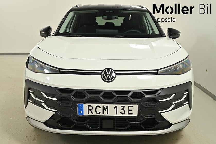 Bild 2 av Volkswagen T-Roc Life 1.5 eTSI 150 hk DSG7 Lagerbil