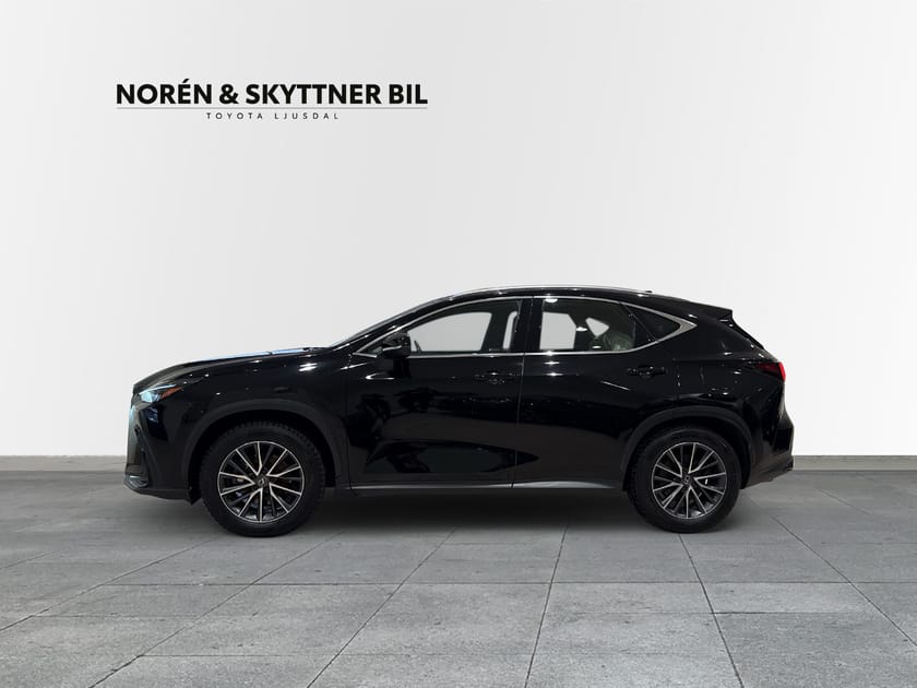 Bild 3 av Lexus NX 350h AWD NX350H Business /V-däck