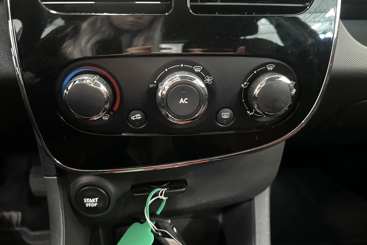 picture of a car