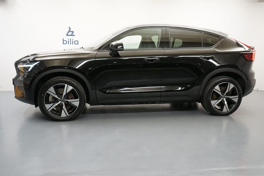 Bild 2 av Volvo C40 Recharge Twin Core, Dragkrok, Navigation