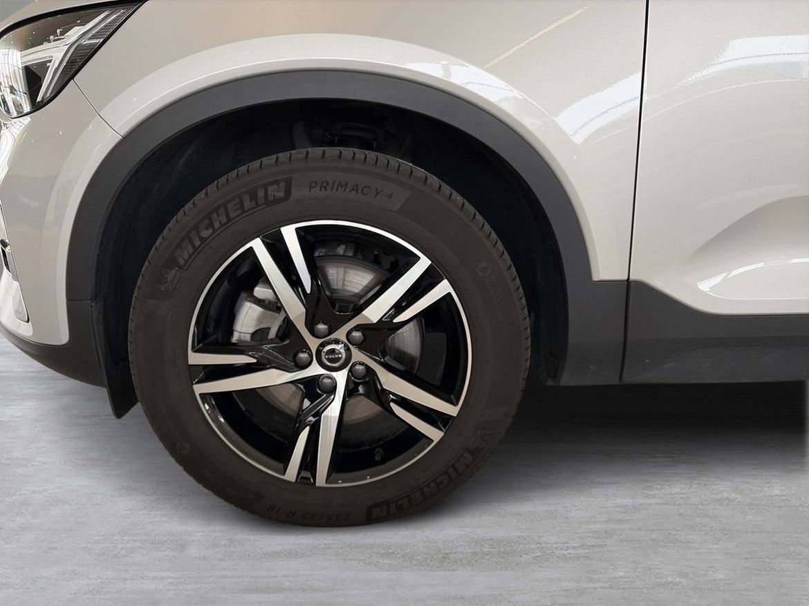 Volvo XC40 2025 - miniatyr 8