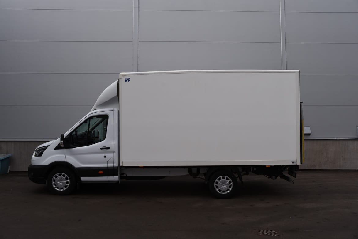 Ford Transit 2021 - miniatyr 2