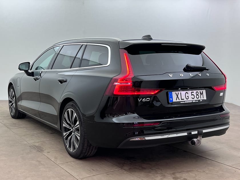 Bild 4 av Volvo V60 Recharge T6 AWD Core Bright 350hk Long Range Navi Drag