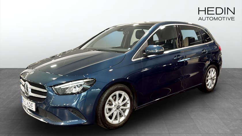 Bild 1 av Mercedes-Benz B 180 7G-DCT / NAVIGATION / DRAGKROK / PANORAMA