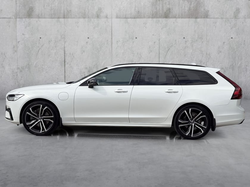 Bilde 2 av Volvo V90 Luft|Panorama|H. feste|H&K lydanlegg|20"Alu