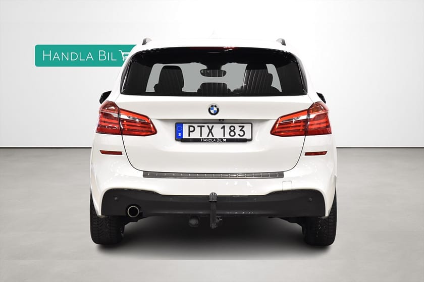Bild 5 av BMW 218d Active Tourer M Sport D-värm Navi B-kam Rattv Dragkrok 150hk