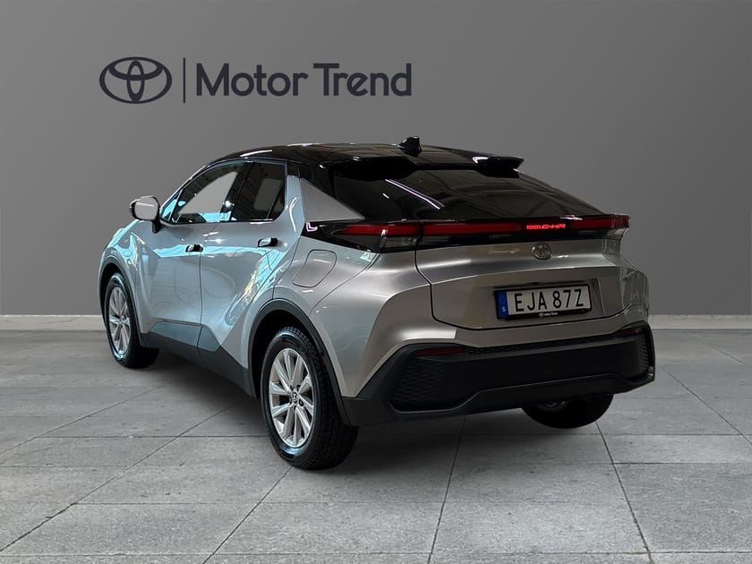 Bild 2 av Toyota C-HR Hybrid 1.8 Style Teknikpaket Bi-Tone Vhjul