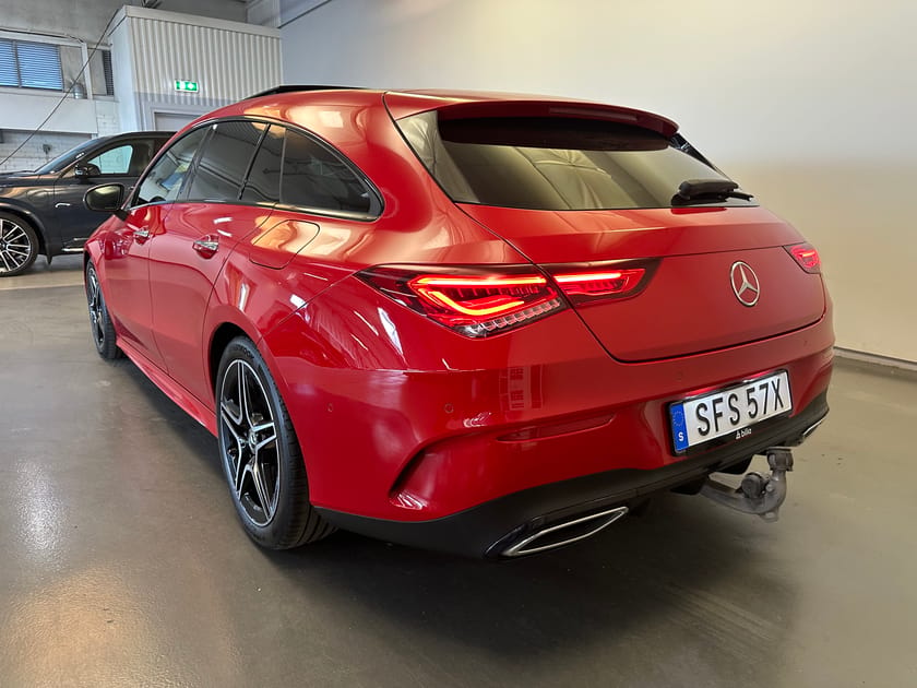 Bild 5 av Mercedes-Benz CLA 220 Shooting Brake AMG Line / Navigation / Dragkrok / Backkamera /