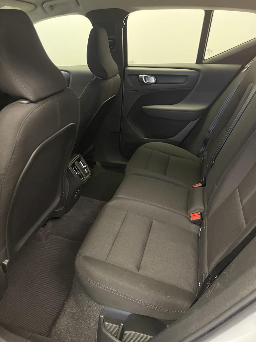 Bild 5 av Volvo XC40 D3 FWD Momentum / Navigation / Parkeringssensor fram/bak