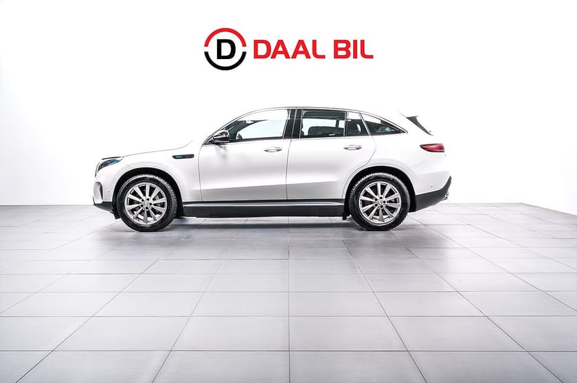 Bild 1 av Mercedes-Benz EQC 400 4MATIC 4M 80 kWh 408HK DRAG B-KAM P-VÄRM NAVI