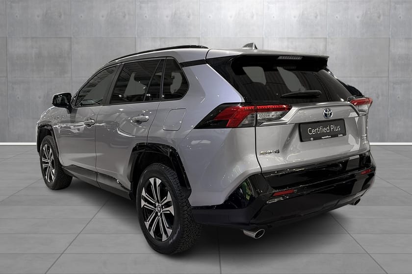 Bilde 3 av Toyota RAV4 Plug-in Hybrid Active Tech Facelift, sensor, navi, cruise
