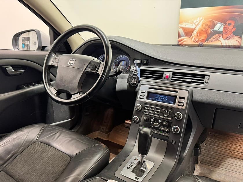 Bild 2 av Volvo V70 2.5T Geartronic Kinetic Euro 4