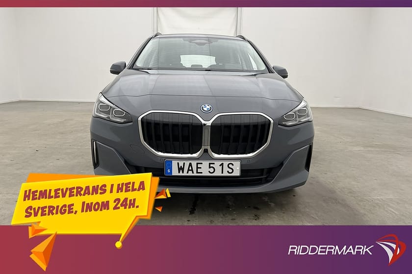 Bild 3 av BMW 230e xDrive Active Tourer 326hk H/K 360° Head Up Elstol