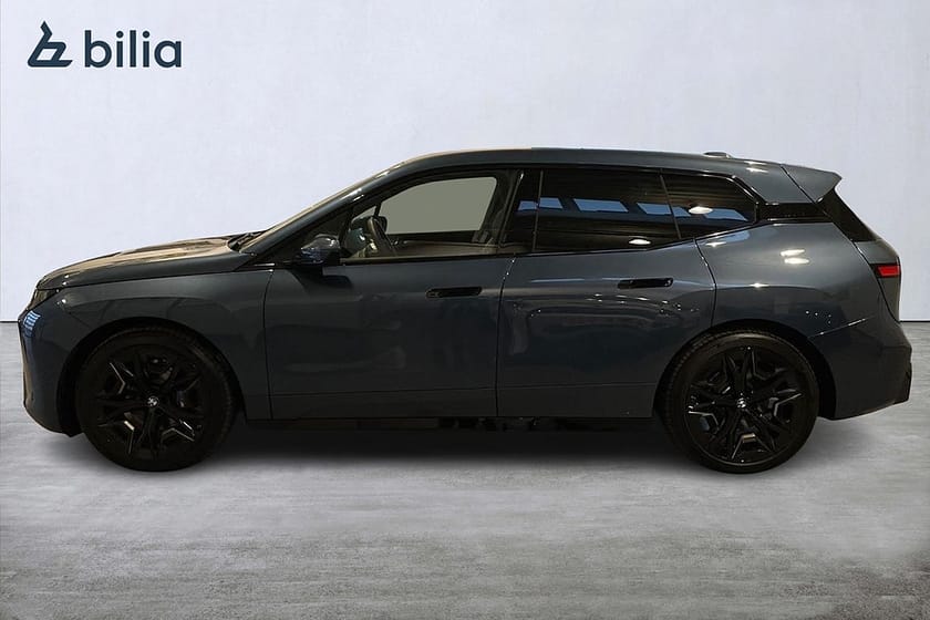 Bild 3 av BMW iX xDrive60 Charged M Sport Edition | H&K | Aktiv Farth.