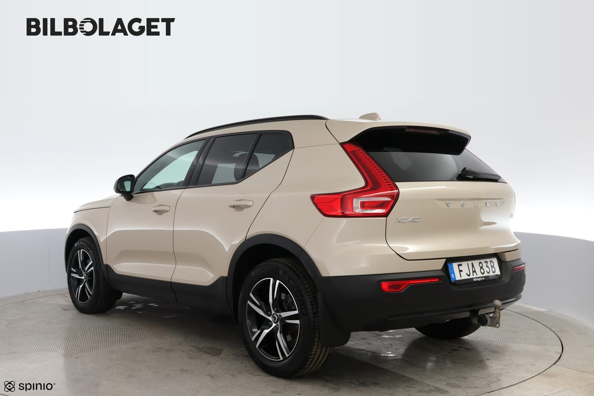 Volvo XC40 2025 - miniatyr 3