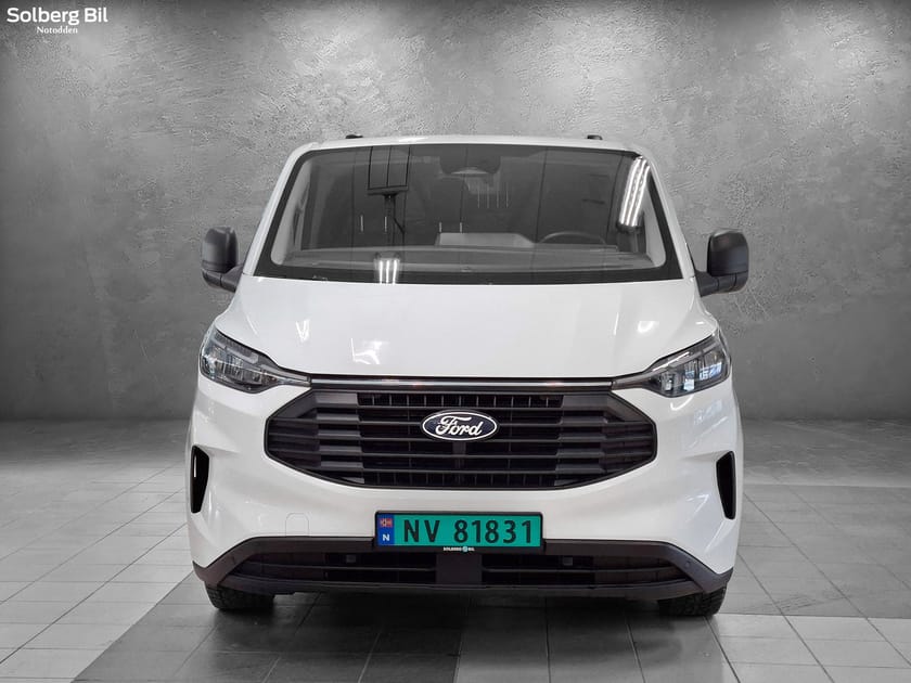 Bilde 2 av Ford Transit Custom 320 170hk/Awd/Trend L2/H.feste/Kamera/carplay/CC++