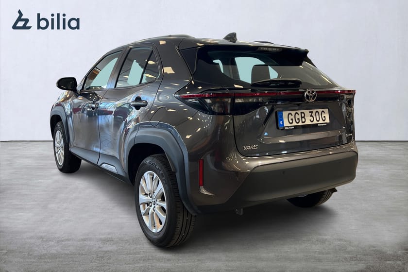 Bild 2 av Toyota Yaris Cross Hybrid 115 1,5 ACTIVE SÄKERHETSPAKET inkl vinterhjul