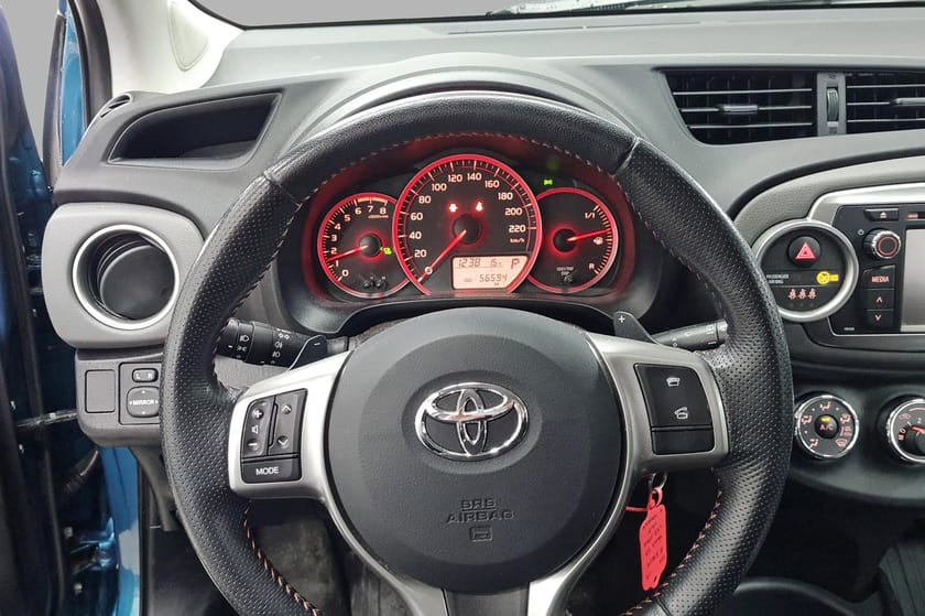 Bilde 5 av Toyota Yaris 5-dørs 1.33 100HK Automat - Style - Ryggekamera