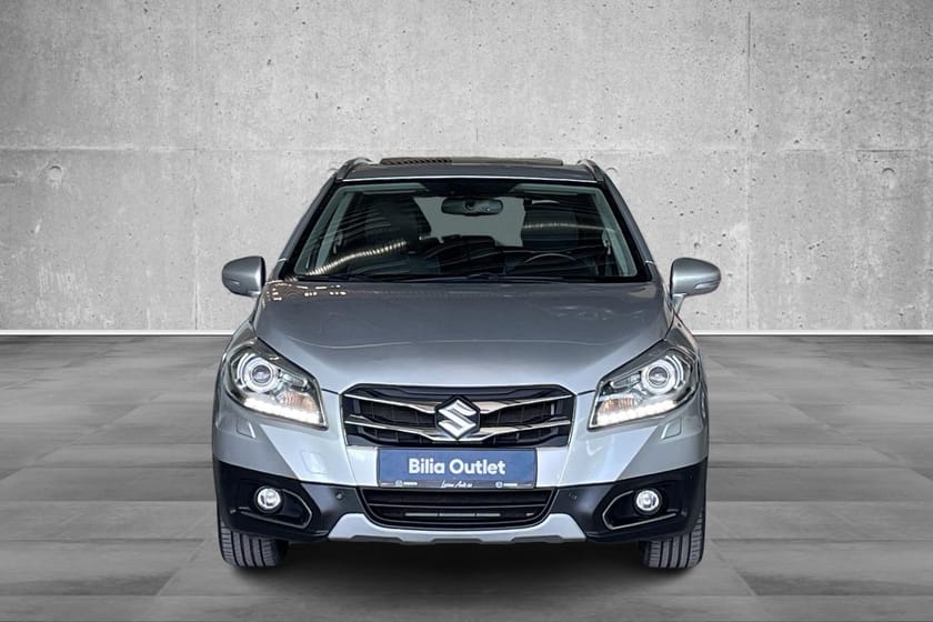 Bilde 2 av Suzuki SX4 S-Cross 1.6 120HK 4x4 Automat Ryggekamera Soltak++