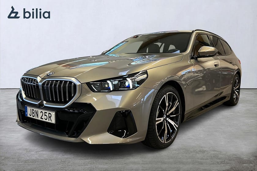 Bild 1 av BMW 530e xDrive Touring M Sport Active Edition | Bowers | Drag