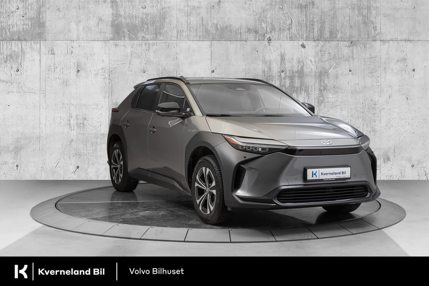 Bilde 1 av Toyota bZ4X Active Tech AWD/Ryggekamera/El.stol