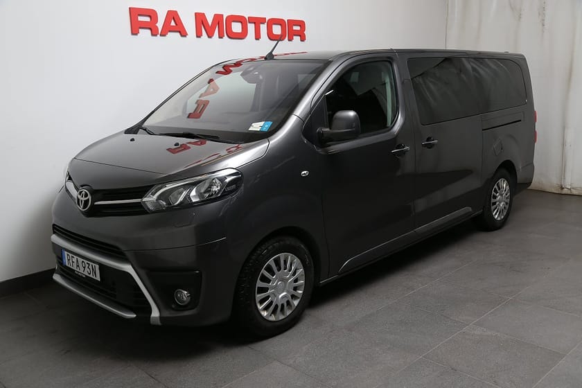 Bild 1 av Toyota Proace Verso 2,0 D-4D 144hk Aut 9-sits Värmare Drag Leasbar