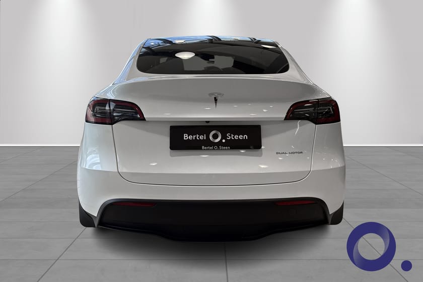 Bilde 4 av Tesla Model Y Long Range AWD AWD/ Hengerfeste