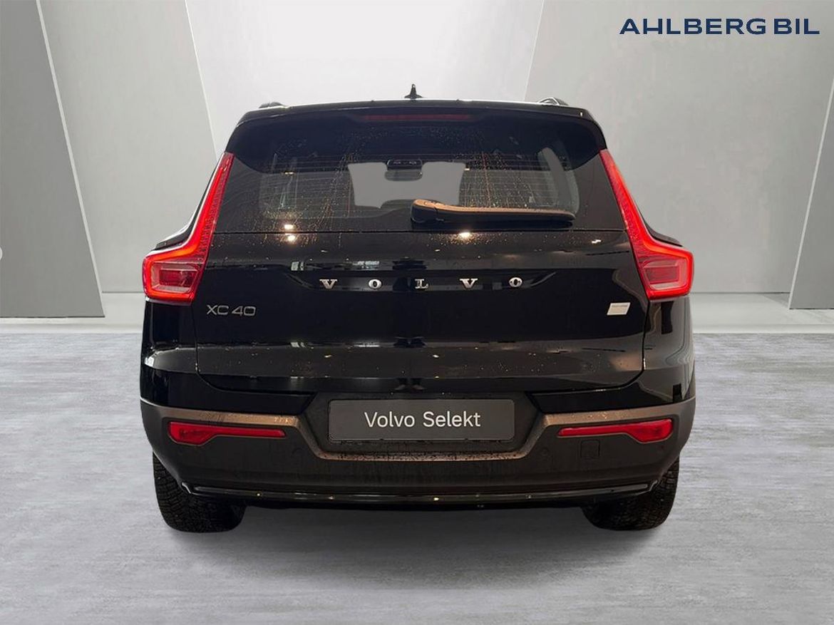 Volvo XC40 2023 - miniatyr 4