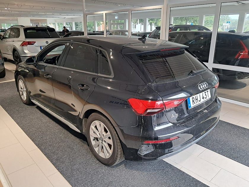 Bild 2 av Audi A3 Sportback 35 TFSI 150HK Proline