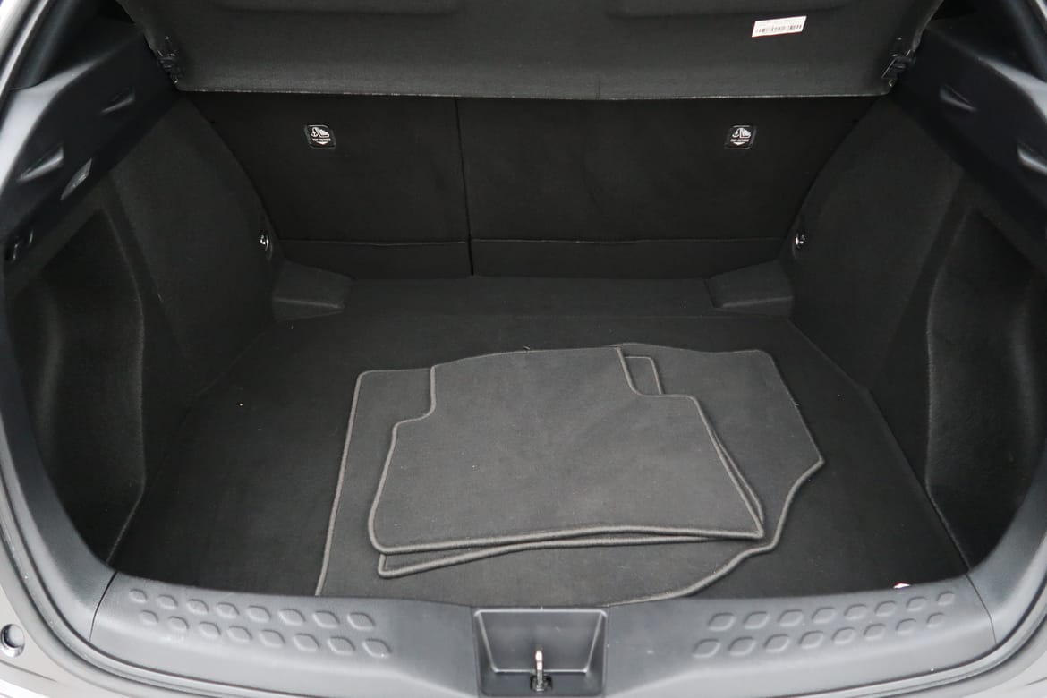 Toyota C-HR 2020 - miniatyr 27