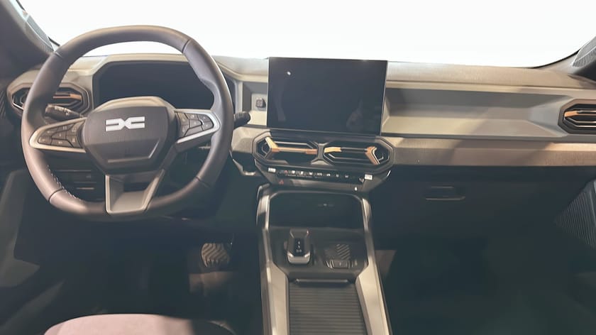 Bild 4 av Dacia Bigster Hybrid 155 EXTREME *DEMO *PANO