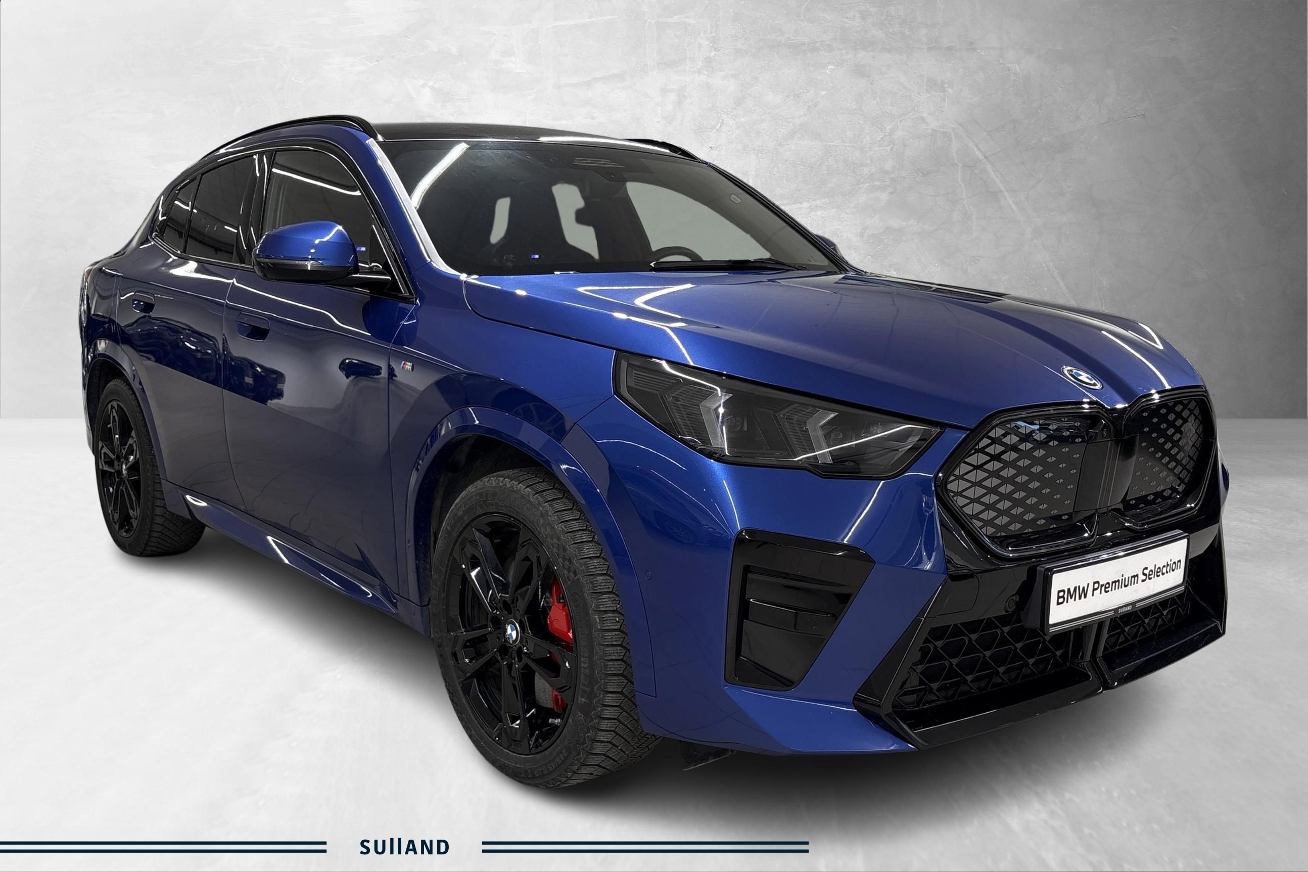 Thumnail bilde 3 av BMW iX2 xDrive30