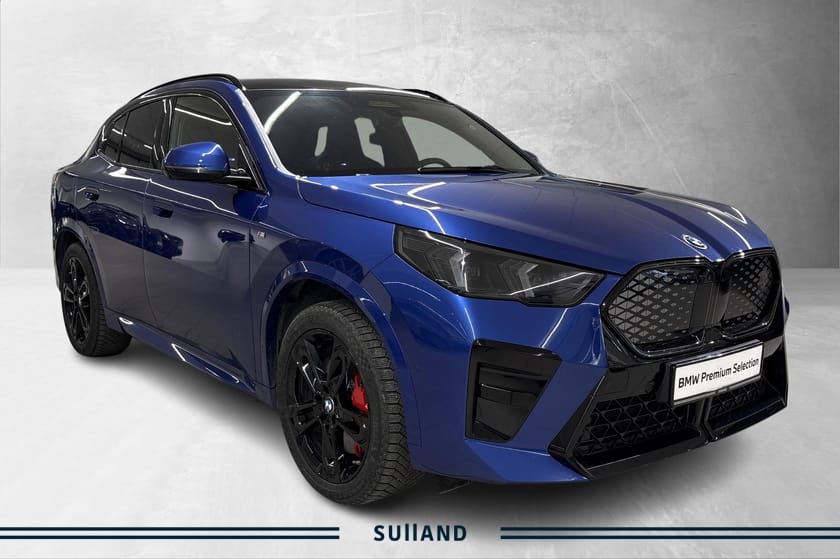 Bilde 3 av BMW iX2 xDrive30 ///M Sport PRO/Head-Up/El.Sportseter/BSI/Krok
