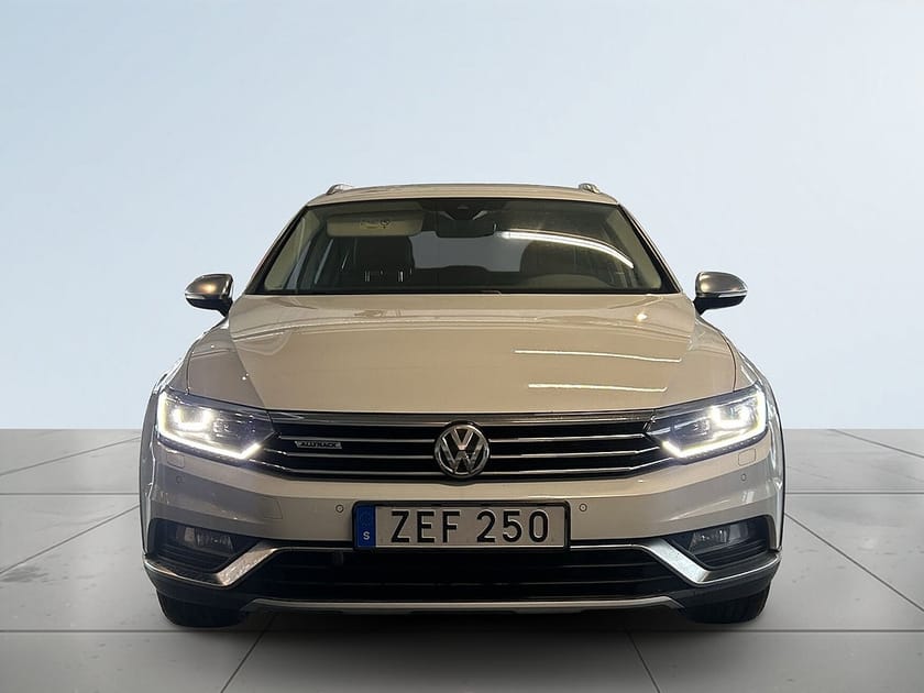 Bild 2 av Volkswagen Passat Alltrack 2.0 TDI 4Motion SoV/Dvärm/Drag