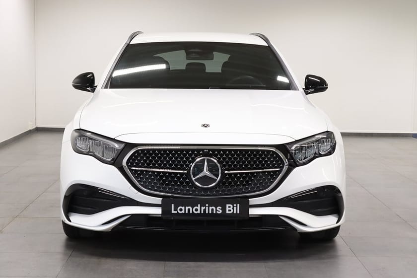 Bild 2 av Mercedes-Benz E 220 d 4MATIC T 220d Kombi AMG Dieselvärmare Drag