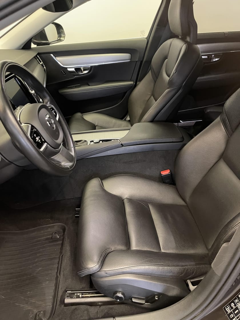 Bild 5 av Volvo V90 T4 Inscription / Dragkrok / Läder / Navigation /