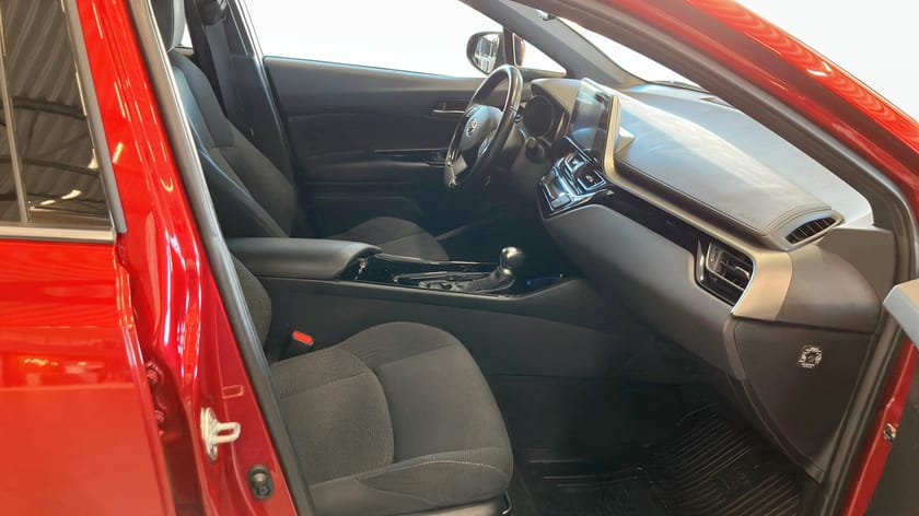 Bild 3 av Toyota C-HR Hybrid CVT